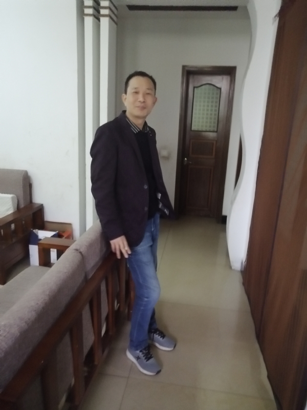 相亲相爱的第二张照片--醴陵上门女婿服务网